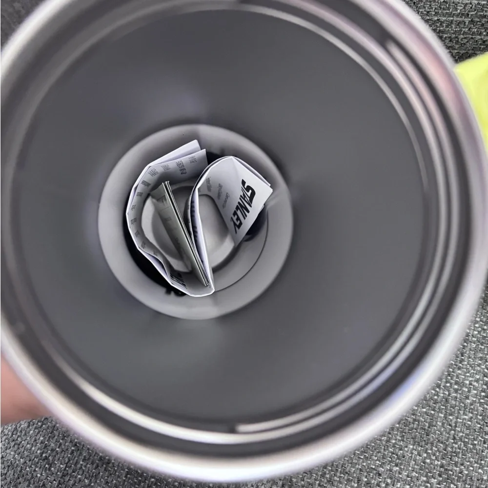 Stanley Calia special edition Bright Lime Quencher 40oz Tumbler with Silver Logo - Picture 4 of 4